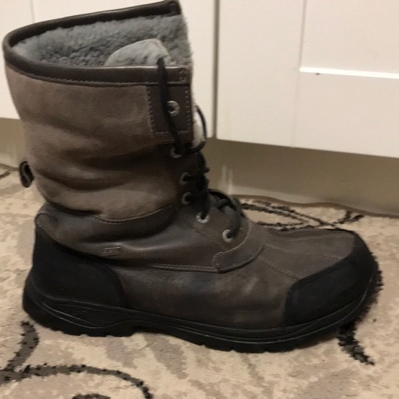 UGG | Shoes | Ugg Vibram Mens Boots 